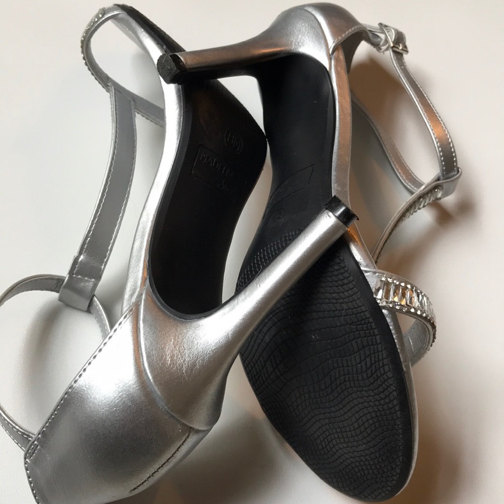 Silver Rhinestone Strappy Heels🌺HP🌺 - Picture 5 of 8
